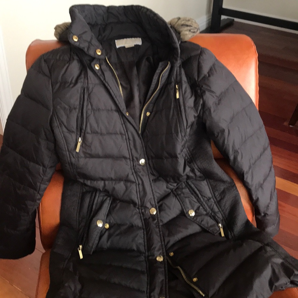 Michael Kors puffed hooded jacket!